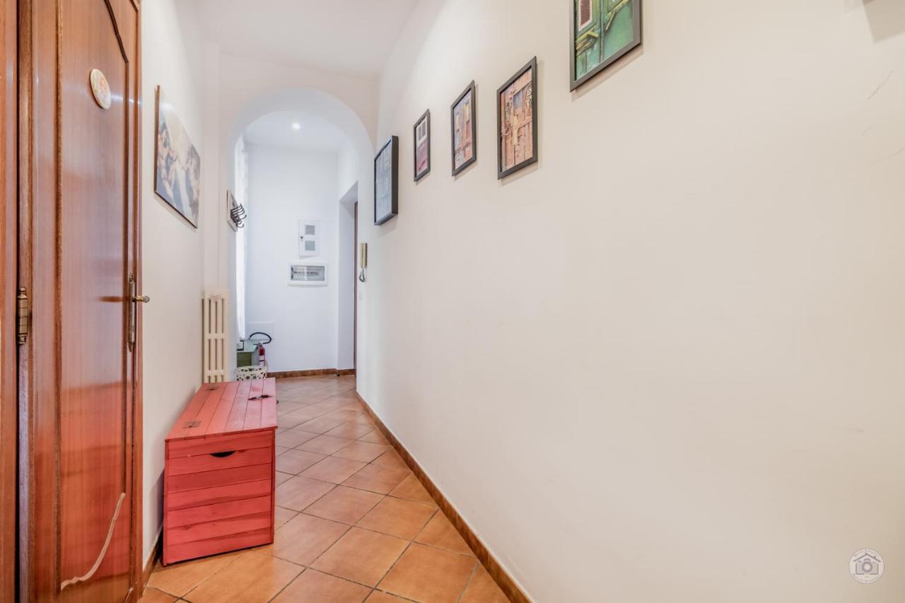 Athena'S Apartment Рим Екстер'єр фото